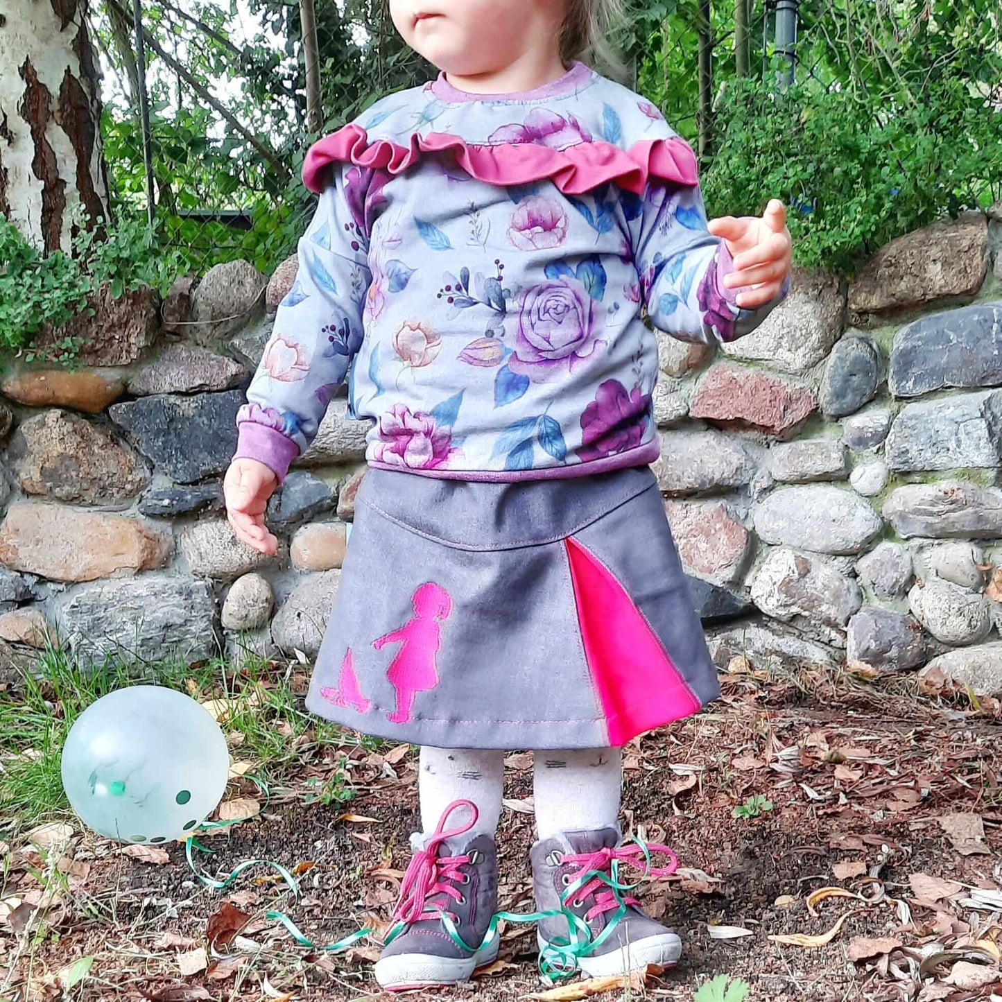 Sewing pattern for reversible shirt Emil&Emilia E&E by Rosa Näht and Danish Pur - sizes 80-170