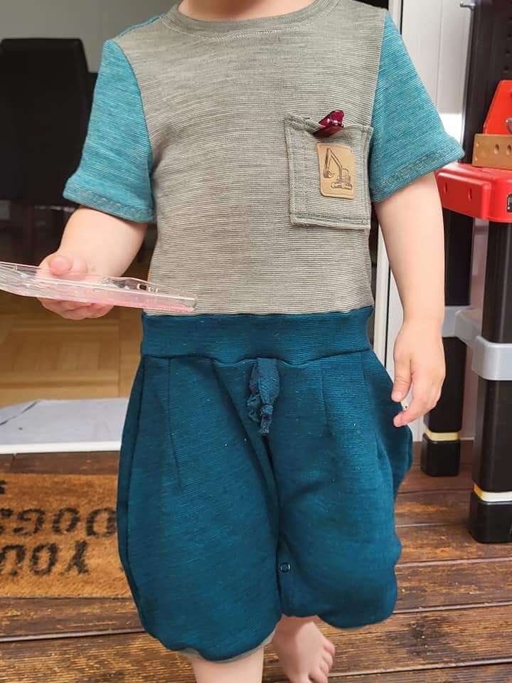 Sewing pattern for reversible shirt Emil&Emilia E&E by Rosa Näht and Danish Pur - sizes 80-170