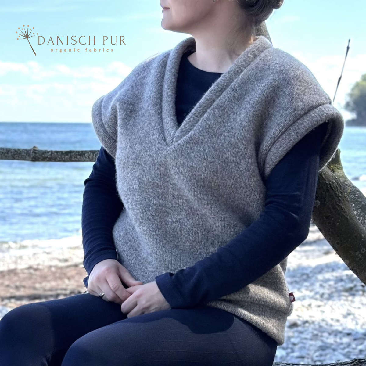 Chunky knit, natural grey-brown, made from virgin wool (organic certified)