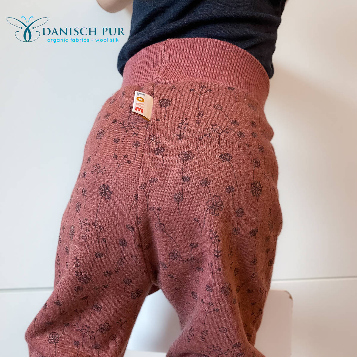 Wildflowers on antique rose organic wool terry (100% wool (Merino, organic, mulesing-free))