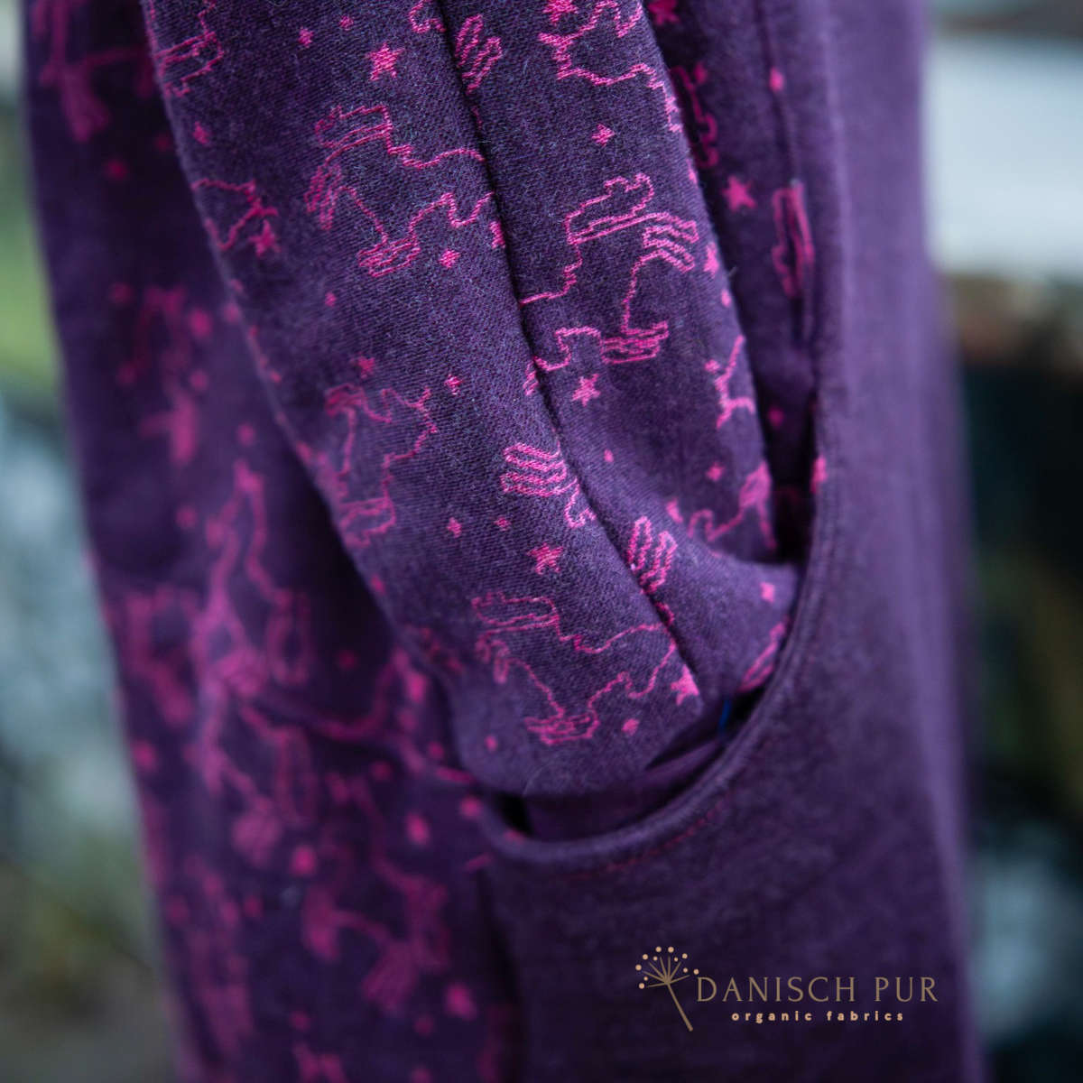 Panel gut 110cm hoch Jacquard Einhorn -auf Panel Dunkellila meliert Panel (Merino, kbt, mulesingfrei)