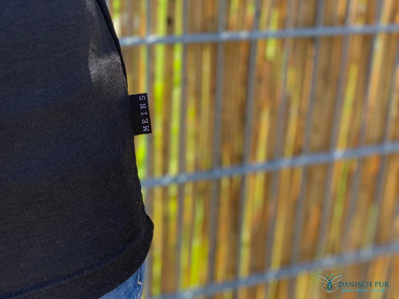 Organic wool silk black (kbt, mulesing-free)