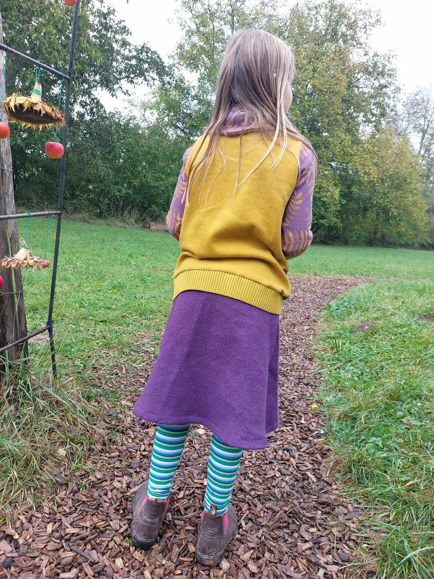 Schnittmuster "Miss Walk" Kinderrock aus Walk mit pfiffiger Falte, 74-164 von t-design, inkl Beamer Datei