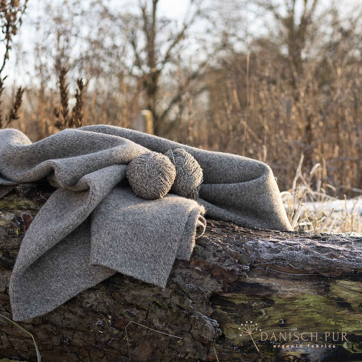 Zwei Bobbel Wollgarn zum Stricken passend zum Grobstrick naturgraubraun aus Schurwolle (kbt konform)