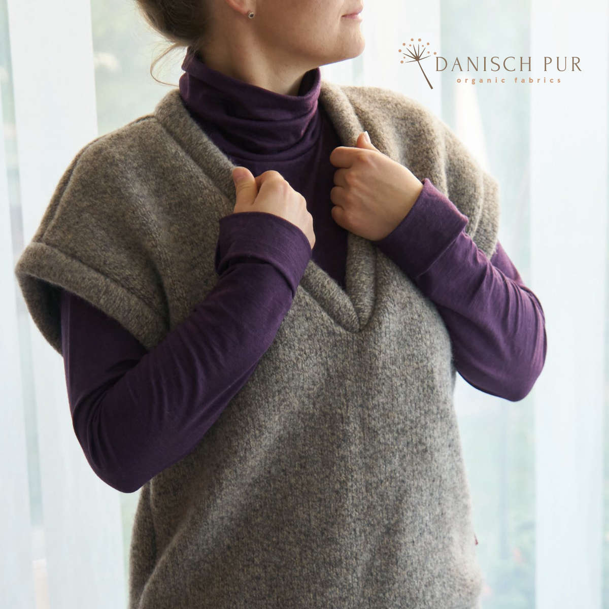 Chunky knit, natural grey-brown, made from virgin wool (organic certified)