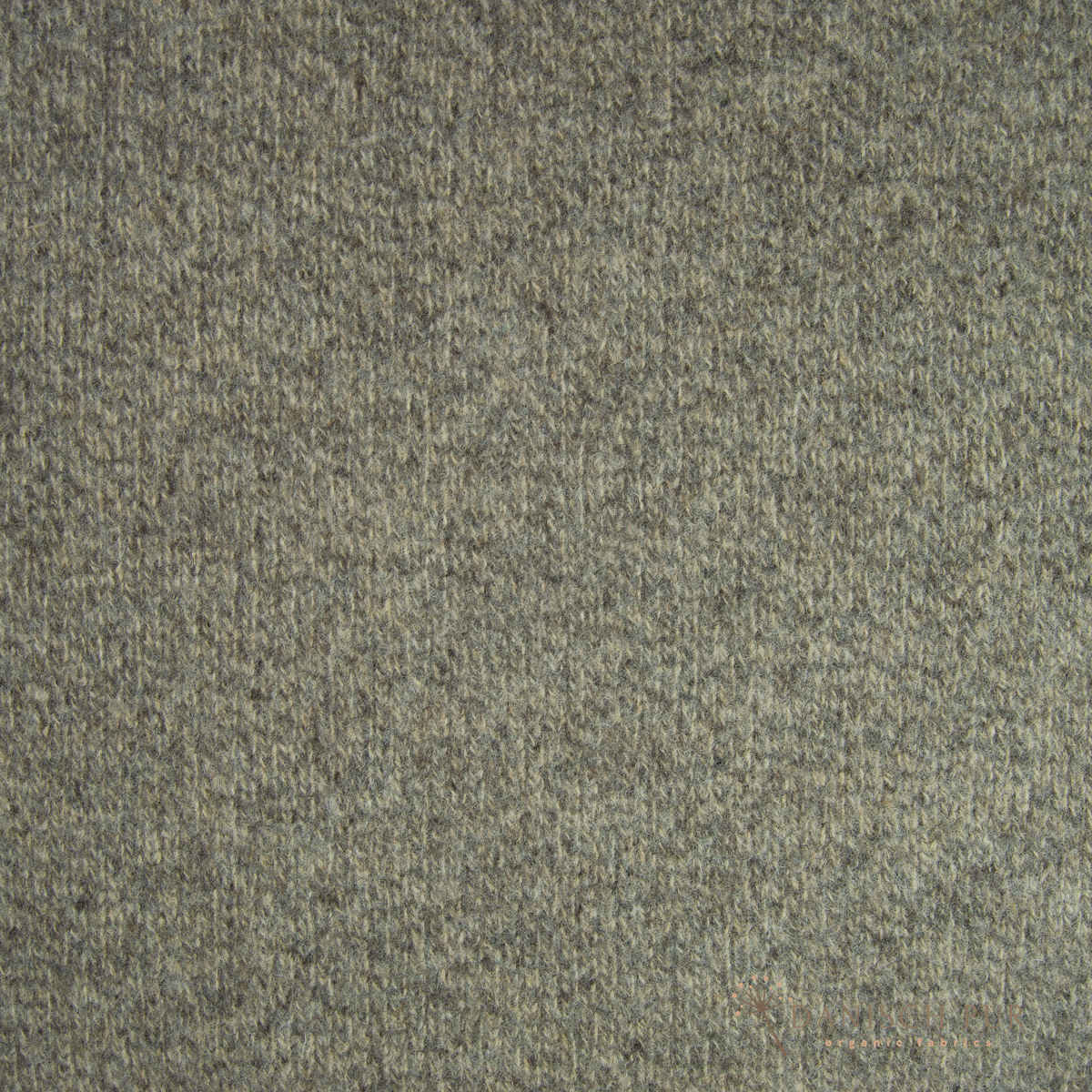 Chunky knit, natural grey-brown, made from virgin wool (organic certified)