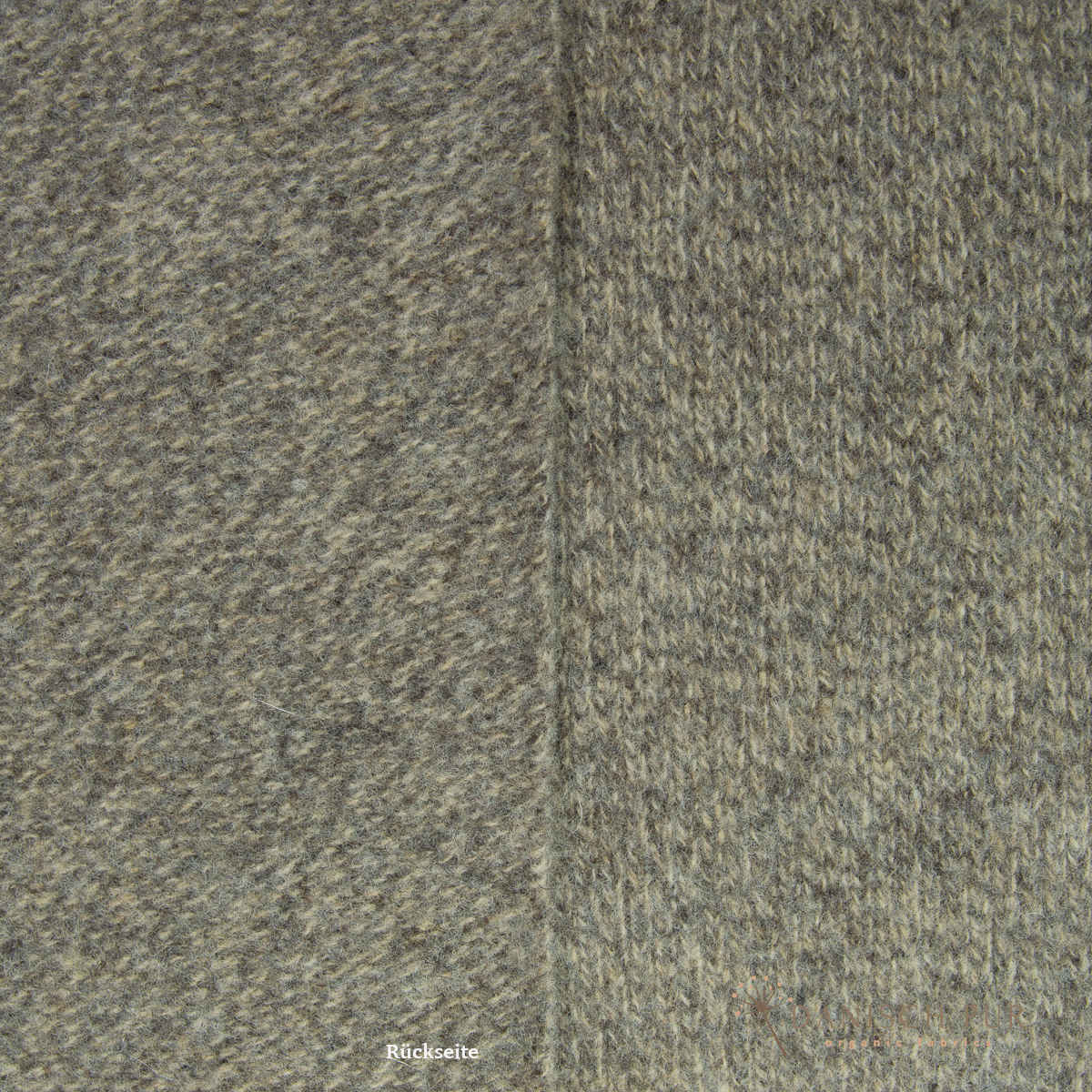 Chunky knit, natural grey-brown, made from virgin wool (organic certified)