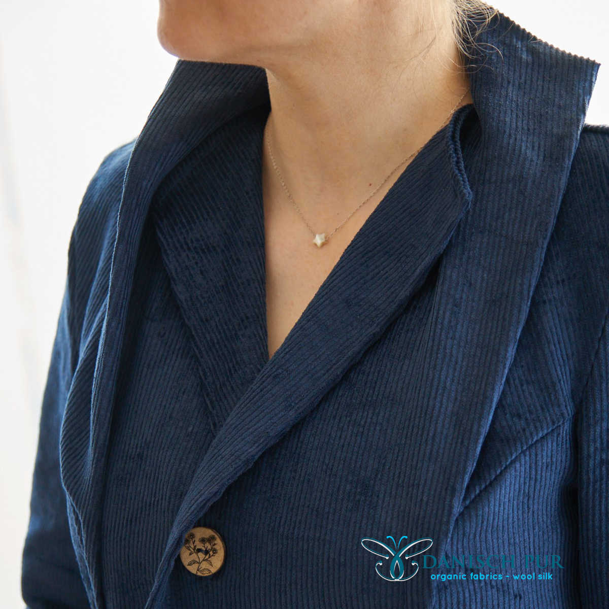 Webware Hanf Lyocell CORD - Cord Königsblau (55% Hanf-45% TENCEL™ Lyocell)