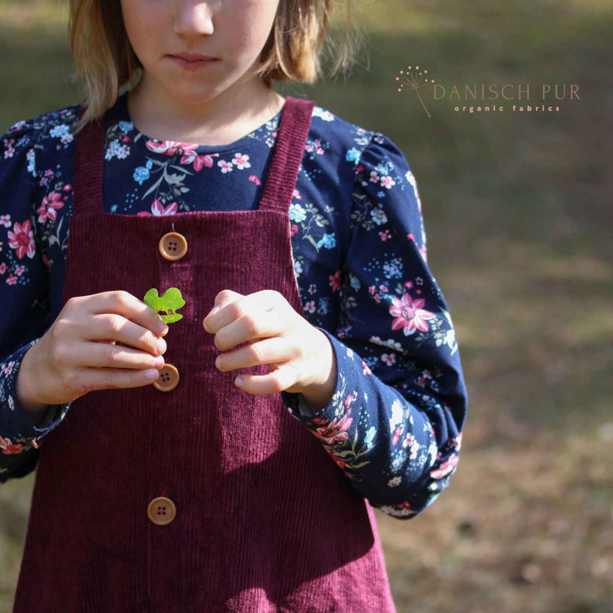 Webware Hanf Lyocell CORD - Cord Waldfrucht (55% Hanf-45% TENCEL™ Lyocell)