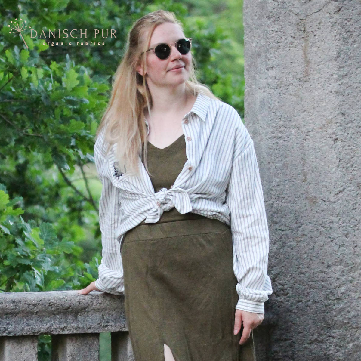 Woven hemp lyocell charcoal (55% hemp-43% TENCEL™ lyocell, 2% elastane)