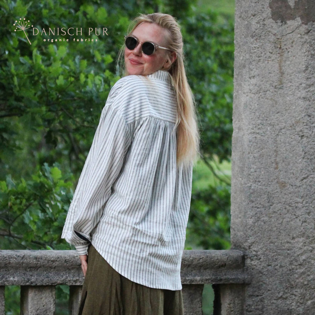 Woven hemp lyocell charcoal (55% hemp-43% TENCEL™ lyocell, 2% elastane)