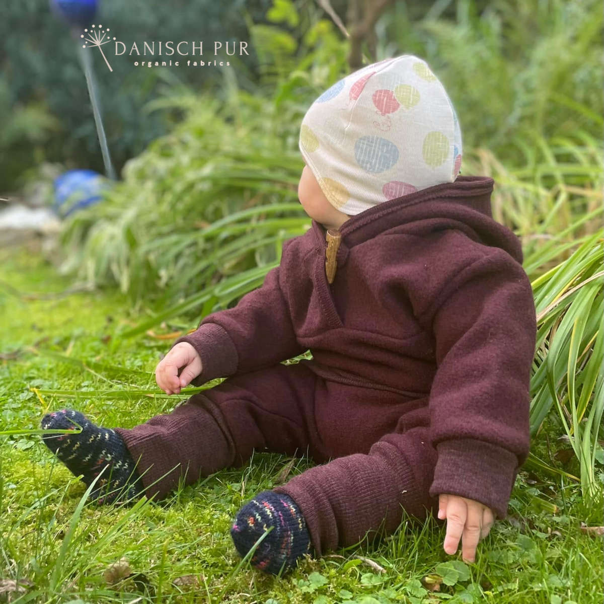 Cozy walk in chocolate cherry - organic wool walk as merino wool walk