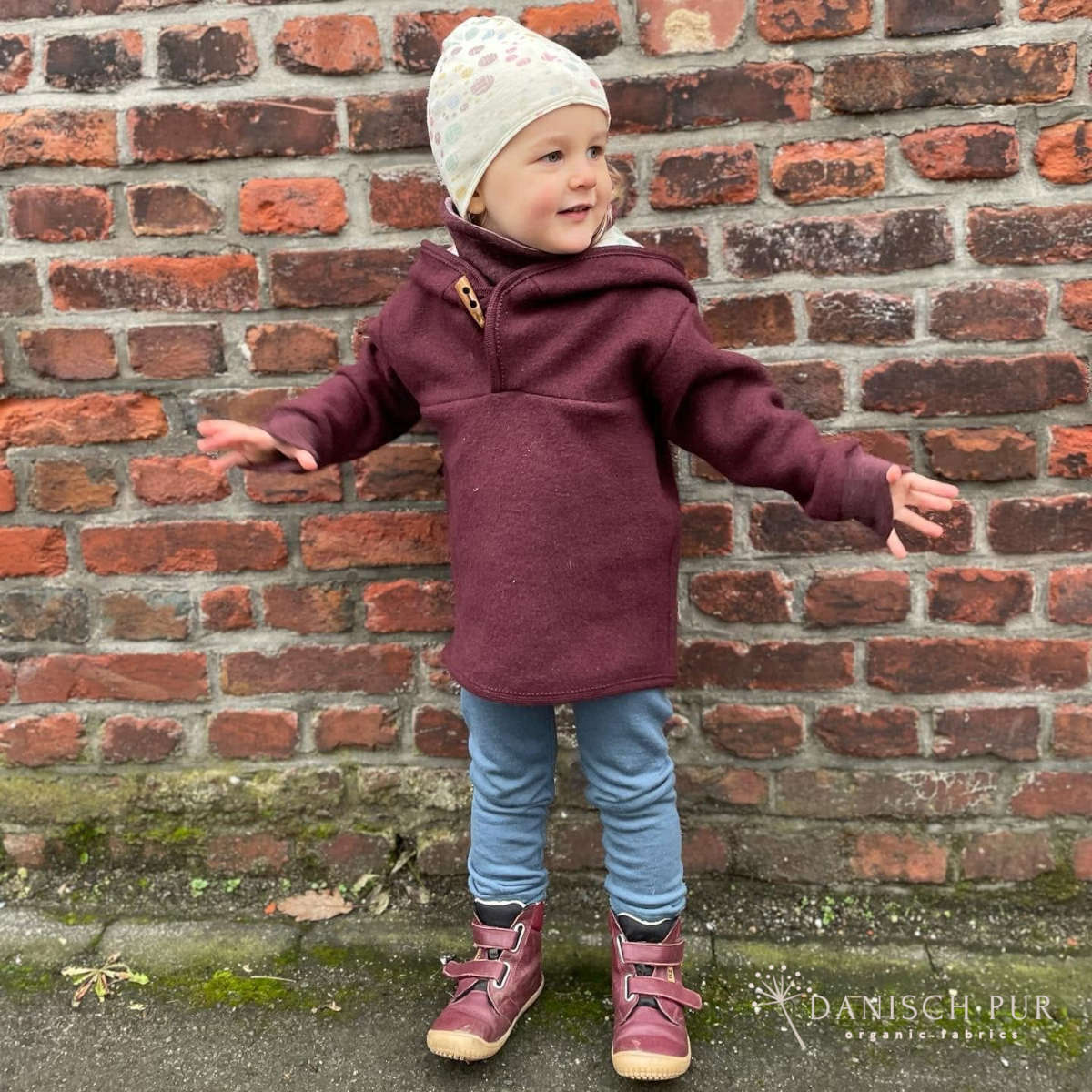Cozy walk in chocolate cherry - organic wool walk as merino wool walk