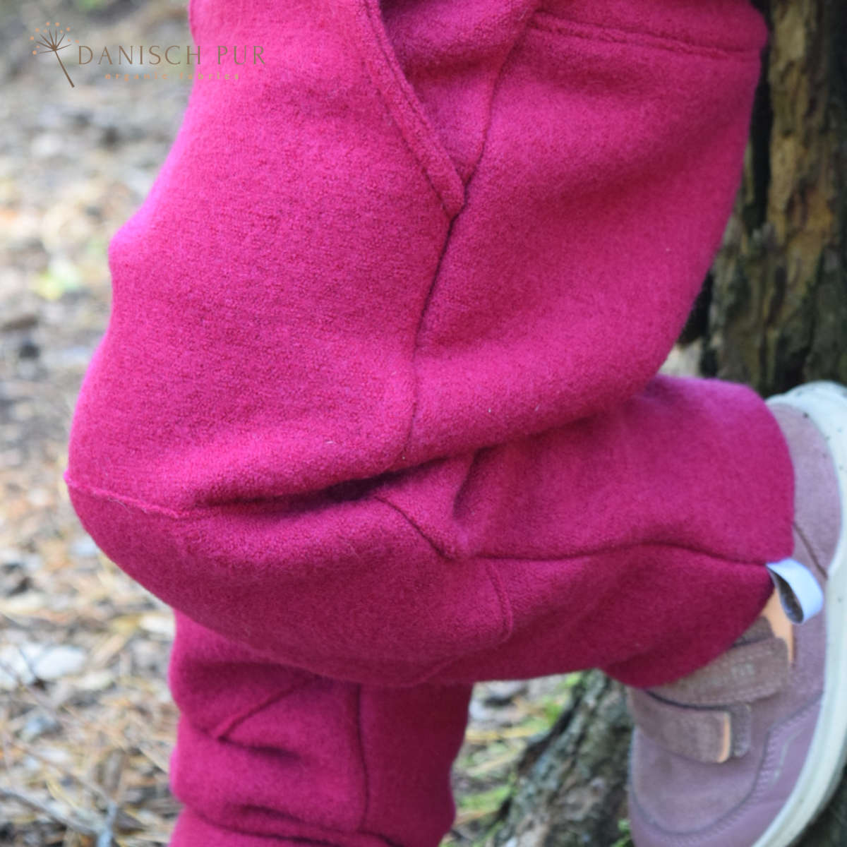 Cuddly walk in cherry red - organic wool walk as merino wool (kbt, mulesing-free)