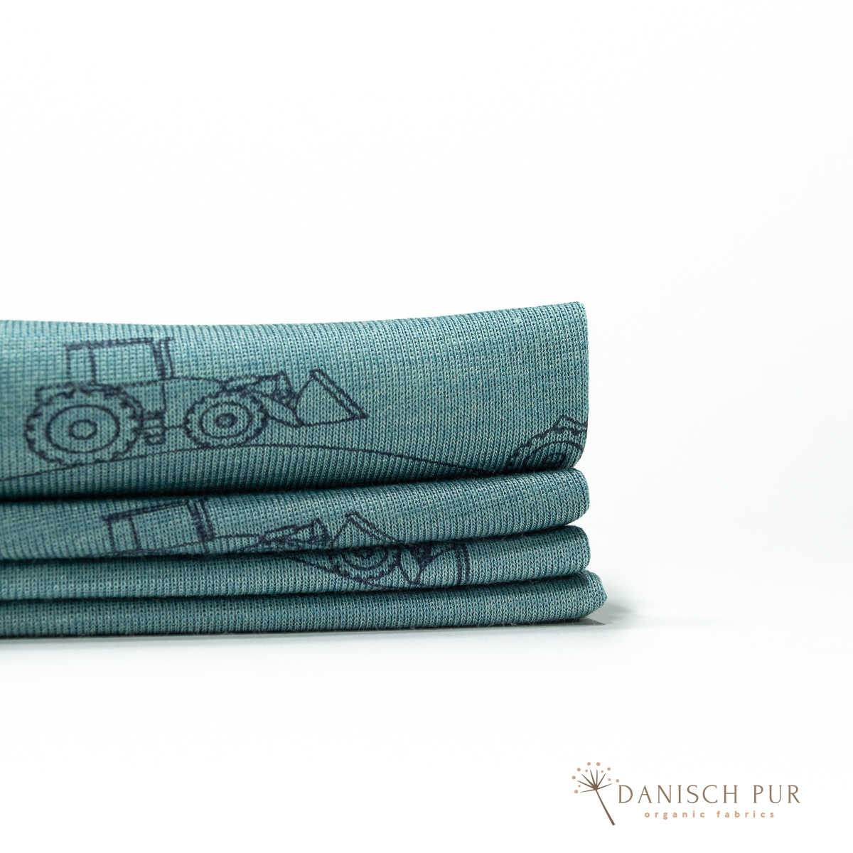 Organic wool silk lather on Arctic Night (kbt, mulesing-free)