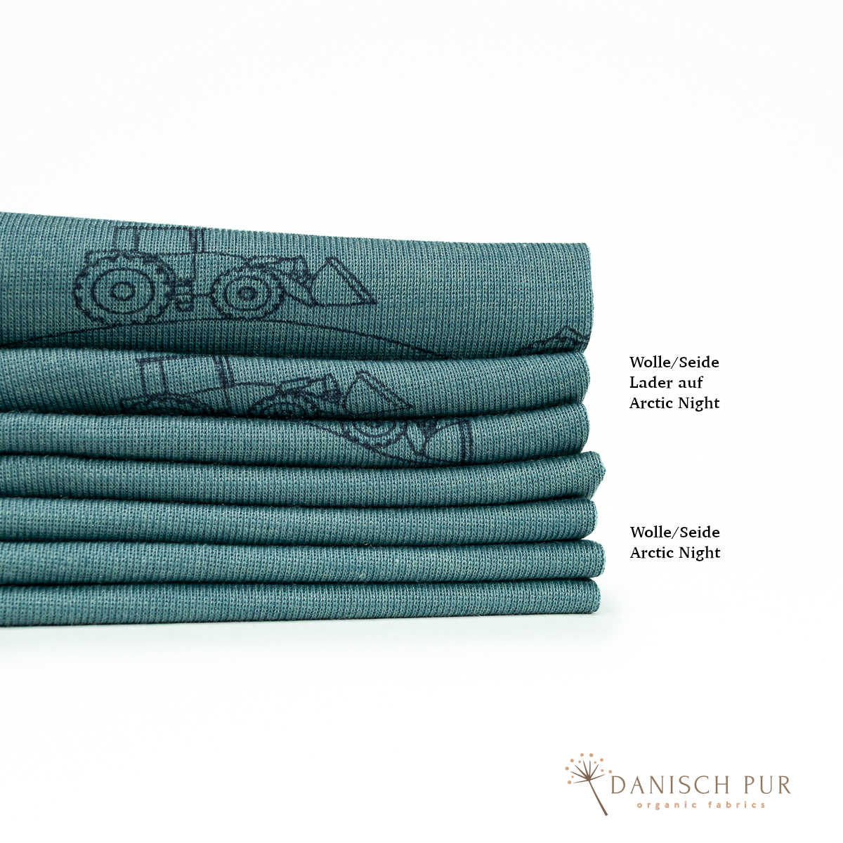 Organic wool silk lather on Arctic Night (kbt, mulesing-free)