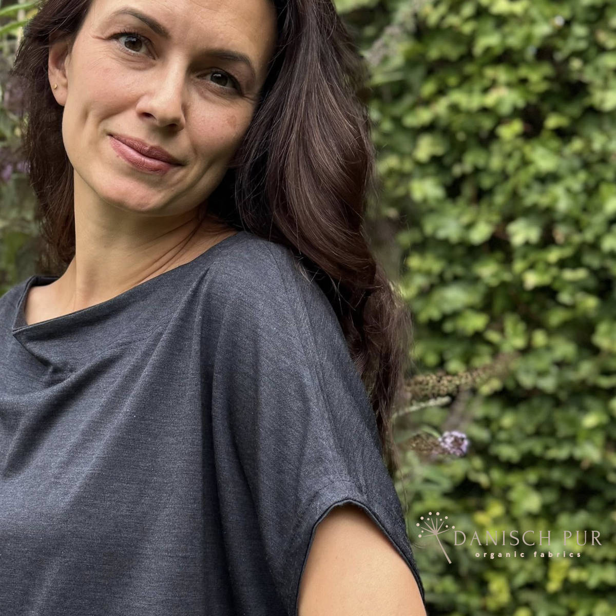 Singlejersey Bio Wolle Seide Kohlrabenblau (70% Schurwolle Merino, kbt, mulesingfrei, 30% Seide)