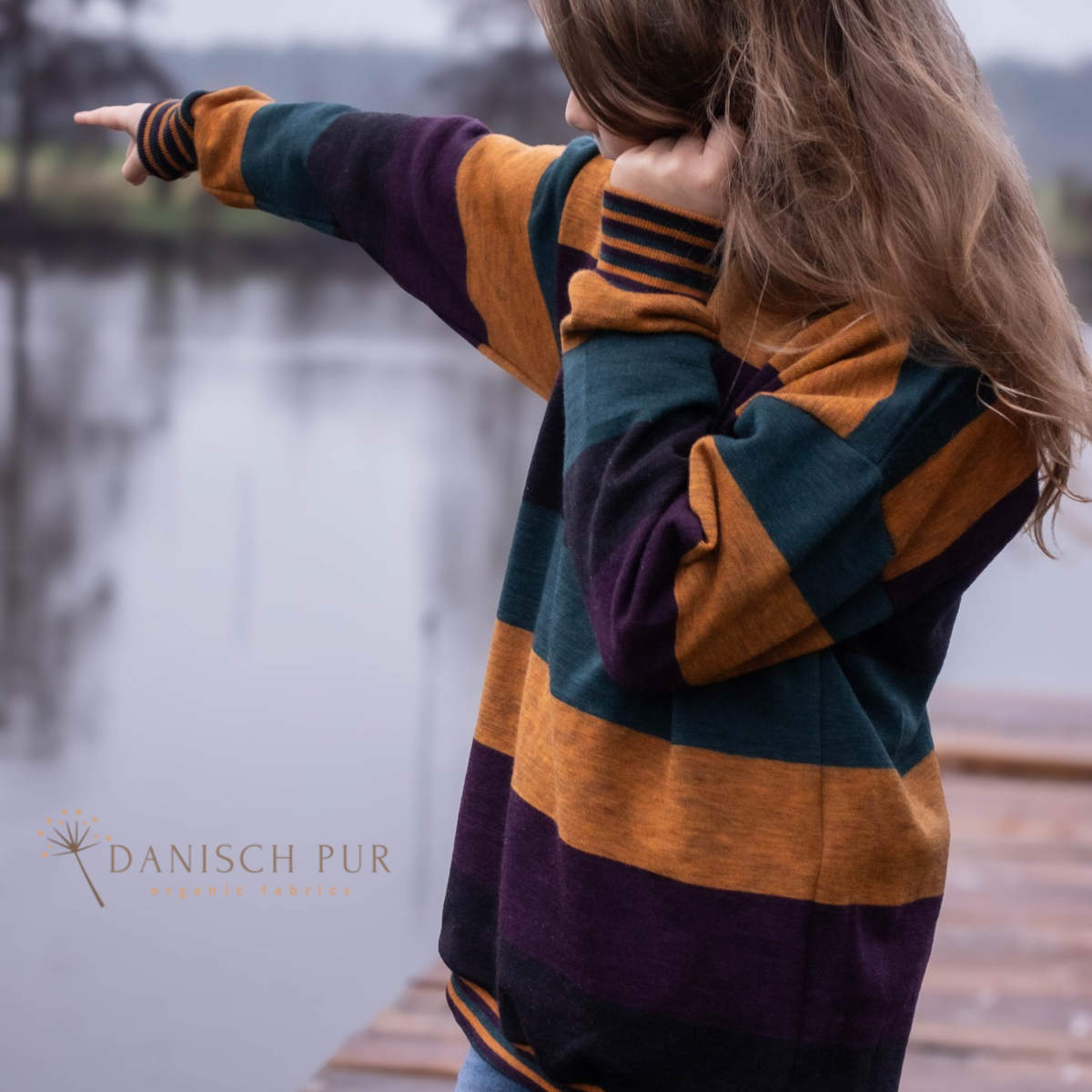 Coupon 100cm Bio Wolljersey Blockstreifen Jacquard Schwarz-Aubergine-Gold-Petrol meliert (100% Schurwolle, Merino, kbt, mulesingfrei)