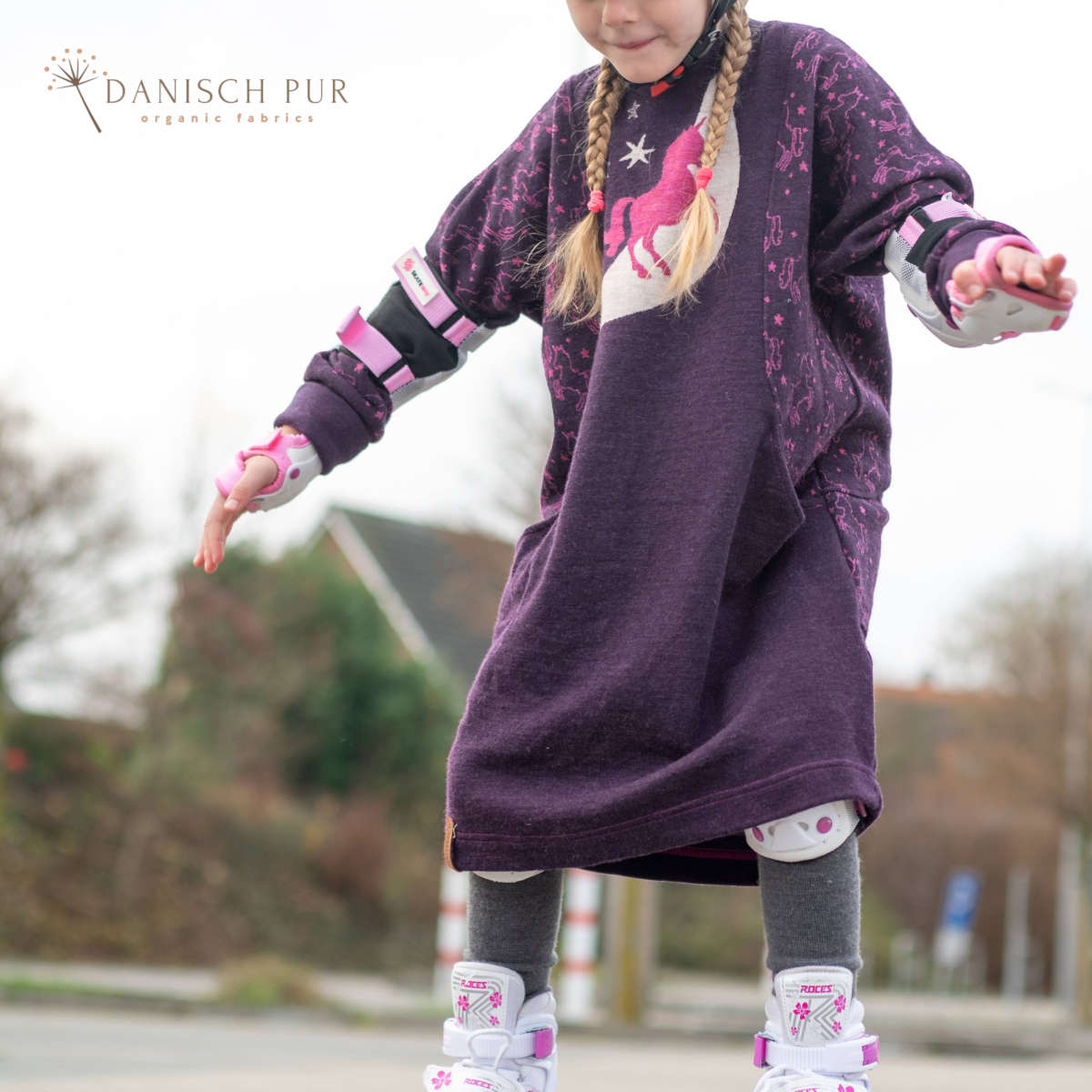 Musterstoff Bio Wolljersey Jacquard Einhörner auf Dunkellila meliert (Merino, kbt, mulesingfrei)