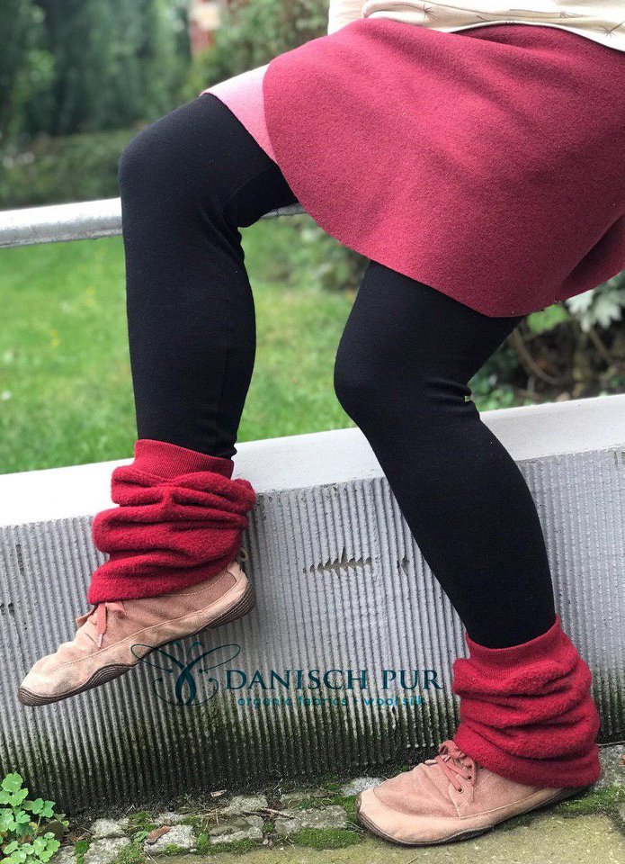 Cuddly walk in cherry red - organic boiled wool as merino walk (kbt, mulesing-free)