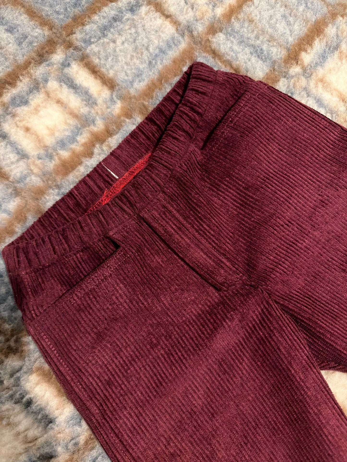 Webware Hanf Lyocell CORD - Cord Waldfrucht (55% Hanf-45% TENCEL™ Lyocell)