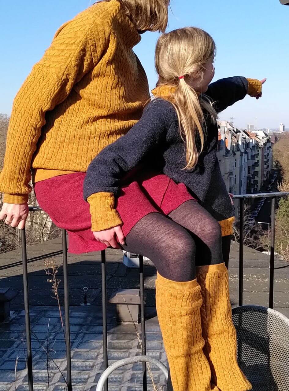 Mustard cable 2024 knit tights